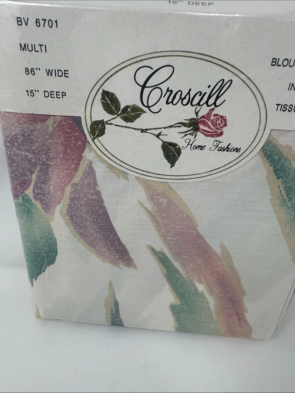 VINTAGE CROSCILL ONE BLOUSON VALANCE INCLUDES TISSUE PAPER 86
